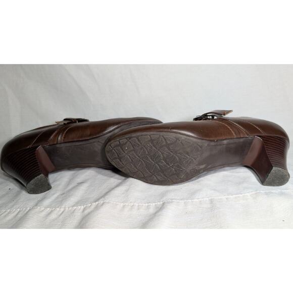 PIERRE DUMAS Womens Brown Leather Closed Toe 2.5" Heel Ankle Boot Bootie Size 9 - Picture 5 of 7